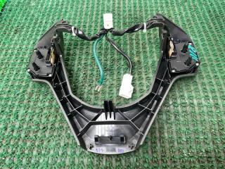 Кнопки на руль TOYOTA Avensis ZRT272W 3ZR-FAE 842500F020 5 ракурс