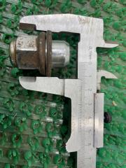 Гайка на колесо TOYOTA Avensis ZRT272W 3ZR-FAE 90942-01033 5 ракурс