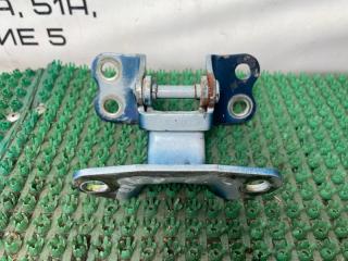 Петля дверная правая передняя MITSUBISHI Delica P25W 4D56 MB506636 1 ракурс