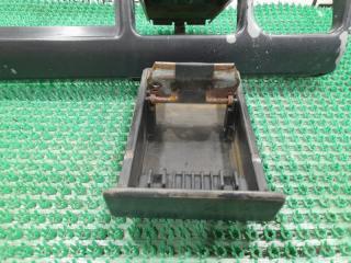 Консоль центральная MITSUBISHI Delica P25W 4D56 MB423333 2 ракурс