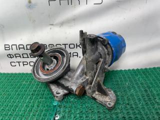 Крепление масляного фильтра NISSAN Vanette 2001