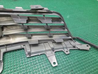 Решетка радиатора TOYOTA Blade AZE156 2AZ-FE 53101-12A60 3 ракурс
