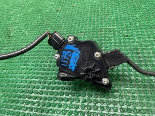 Педаль газа TOYOTA Blade AZE156 2AZ-FE 78110-12030 3 ракурс