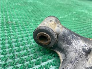 Рычаг правый передний TOYOTA Belta SCP92 2SZ-FE 48068-59095 4 ракурс