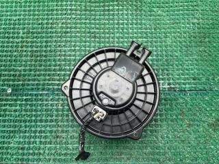Мотор печки SUBARU Forester SJG 72223YC000 2 ракурс