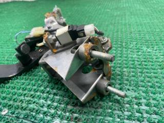 Педаль тормоза SUBARU Forester SH5 36012SC060 5 ракурс