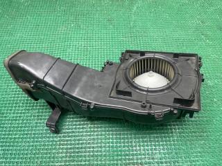 Мотор печки SUBARU IMPREZA WRX STI GDB 72223FE000 2 ракурс