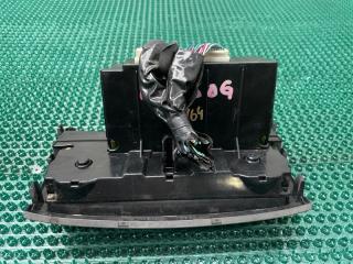 Блок управления климат-контролем TOYOTA VOXY AZR60G 1AZ-FSE 5590228330B0 3 ракурс