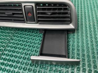 Решетка вентиляционная SUBARU IMPREZA WRX STI GDB 66060FE010 2 ракурс