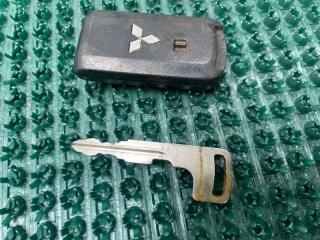 Ключ зажигания Mitsubishi RVR GA3W 4B10 8637A531 3 ракурс