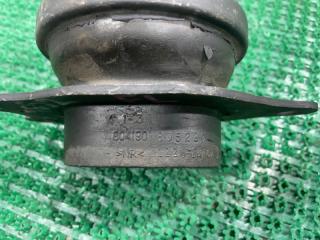 Подушка кпп левая NISSAN Elgrand TE52 QR25DE 11220-JA000 2 ракурс