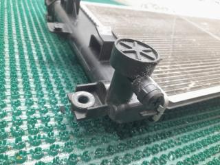 Радиатор основной NISSAN Leaf ZE1 EM57 21410-5SK1A 5 ракурс