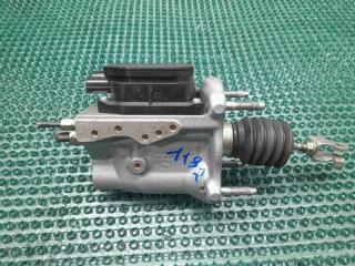 Цилиндр главный тормозной Honda Shuttle GP7 LEB 01469-T5C-030 1 ракурс
