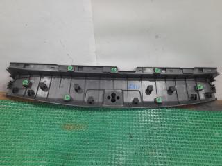 Накладка замка багажника Honda Shuttle GP7 LEB 84640-TD4-J01ZA 2 ракурс
