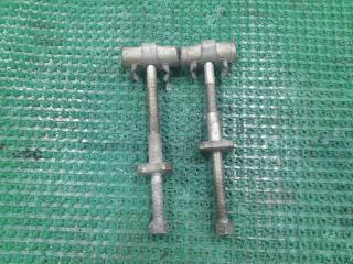 Крепление торсиона NISSAN Vanette Truck SKF2TN RF 54216HC000 2 ракурс