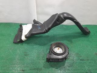 Фото запчасти мотор охлаждения батареи Honda Fit Shuttle 2013 контрактная запчасть Запчасть мотор охлаждения батареи Honda Fit Shuttle 2013