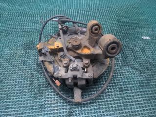 Ступица левая задняя Honda Edix BE3 K20A 52215-SJF-000 1 ракурс