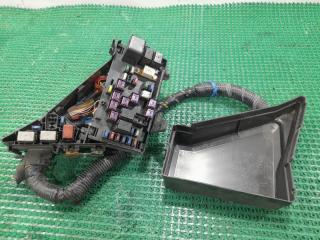 Блок предохранителей SUBARU IMPREZA WRX STI GRB 82241FG000 3 ракурс