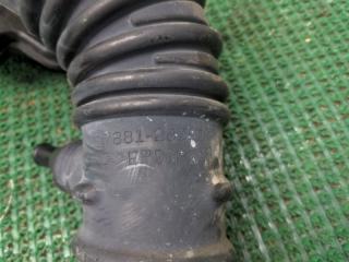 Патрубок воздушного фильтра TOYOTA Blade AZE156 2AZ-FE 17881-28300 3 ракурс