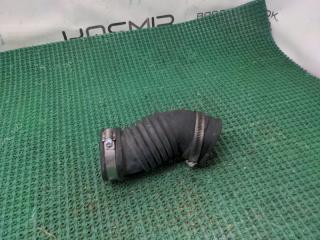 Патрубок воздушного фильтра SUBARU LEGACY BH5 EJ206 46013FE000 2 ракурс