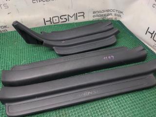 Накладка на порог TOYOTA Avensis AZT250 1AZ-FSE 67913-05030-B0 2 ракурс