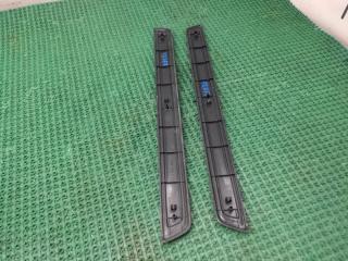 Накладка на порог TOYOTA Corolla Axio NZE161 1NZ-FE 67911-12140-C0 2 ракурс