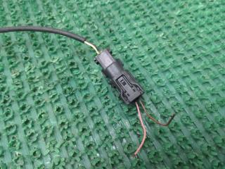 Датчик abs правый передний TOYOTA Corolla Axio NZE161 1NZ-FE 89542-52100 2 ракурс