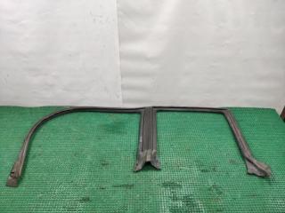 Уплотнение двери левое SUBARU LEGACY BH5 EJ206 63531AE031 1 ракурс