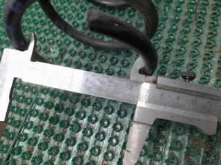 Пружина передняя SUZUKI ALTO HA11S F6A 41111-73G00 3 ракурс