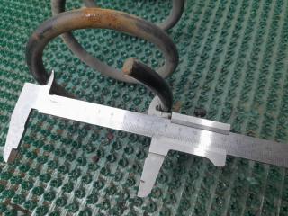 Пружина задняя NISSAN CUBE AZ10 CGA3DE 550202U700 3 ракурс