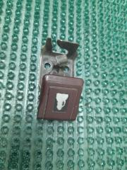 Фото запчасти ручка открывания капота TOYOTA CROWN 1988 Б/У запчасть Запчасть ручка открывания капота TOYOTA CROWN 1988