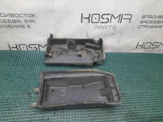 Корпус блока предохранителей TOYOTA CROWN GS131 1G-GZE 82662-30061 3 ракурс