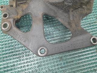 Крепление генератора TOYOTA CROWN GS131 1G-GZE 17625-70010 4 ракурс