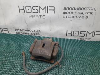 Запчасть суппорт тормозной передний левый TOYOTA Sienta 2005