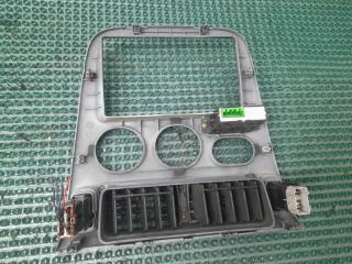 Консоль центральная Honda HR-V GH1 D16A 77211S2H000ZA 3 ракурс