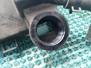Крышка клапанная NISSAN Serena C26 MR20DD 132641KC0A 3 ракурс