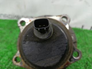 Ступица левая задняя Toyota Ipsum ACM21W 2AZ-FE 42450-44020 2 ракурс