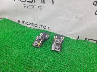 Петля крышки багажника MITSUBISHI Delica P25W 4D56 MB337442 2 ракурс