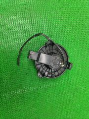 Мотор печки Honda CR-V RE3 K24A 79310SMA941 3 ракурс