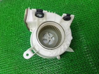Мотор охлаждения батареи задний TOYOTA PRIUS ZVW30 2ZR-FXE G9230-47020 3 ракурс