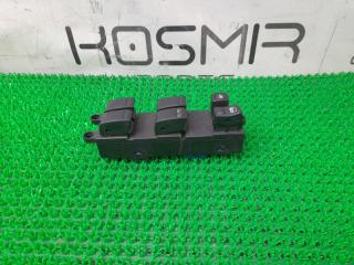 Кнопка стеклоподъемника правая передняя Subaru Impreza WRX GDA EJ205 83071FE090 2 ракурс