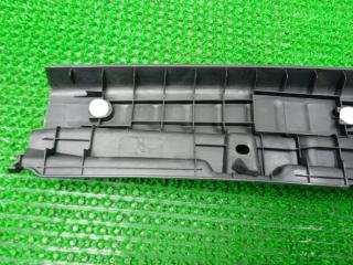 Накладка замка багажника задняя Honda HR-V GH2 D16A 84640S2H003ZC 4 ракурс