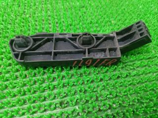 Крепление бампера переднее правое Honda CR-V 2007