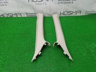 Накладка на стойку кузова передняя Mitsubishi Outlander GF8W 7210A245 1 ракурс
