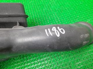 Патрубок воздушного фильтра TOYOTA PRIUS ZVW30 2ZR-FXE 17750-37010 5 ракурс