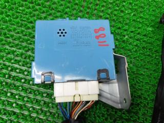 Мотор люка TOYOTA HIACE KZH100G 1KZ-TE 63205-26030 3 ракурс