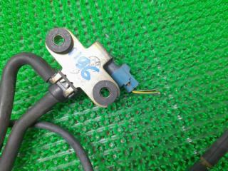 Вакуумный клапан Subaru Impreza WRX GDA EJ205 16102AA360 3 ракурс