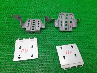 Крепление магнитофона Honda CR-V RE3 K24A 77255SWAA00 1 ракурс