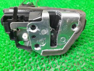 Замок двери правый задний Lexus HS250H ANF10 2AZ-FXE 6905033131 3 ракурс
