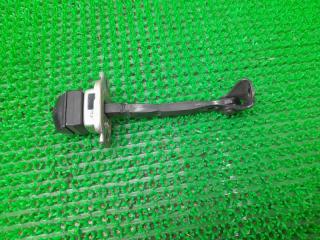 Ограничитель двери правый передний Honda Accord CR6 LFA 72340T2A003 1 ракурс